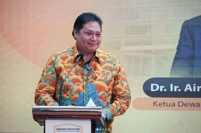 Airlangga Hartarto turut menanggapi yang menyebutkan bahwa putusan MKMK tetap tidak berdampak terhadap pencalonan Prabowo-Gibran.