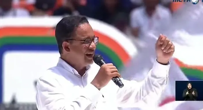 Anies Baswedan saat kampanye terakhir di JIS, Jakarta.