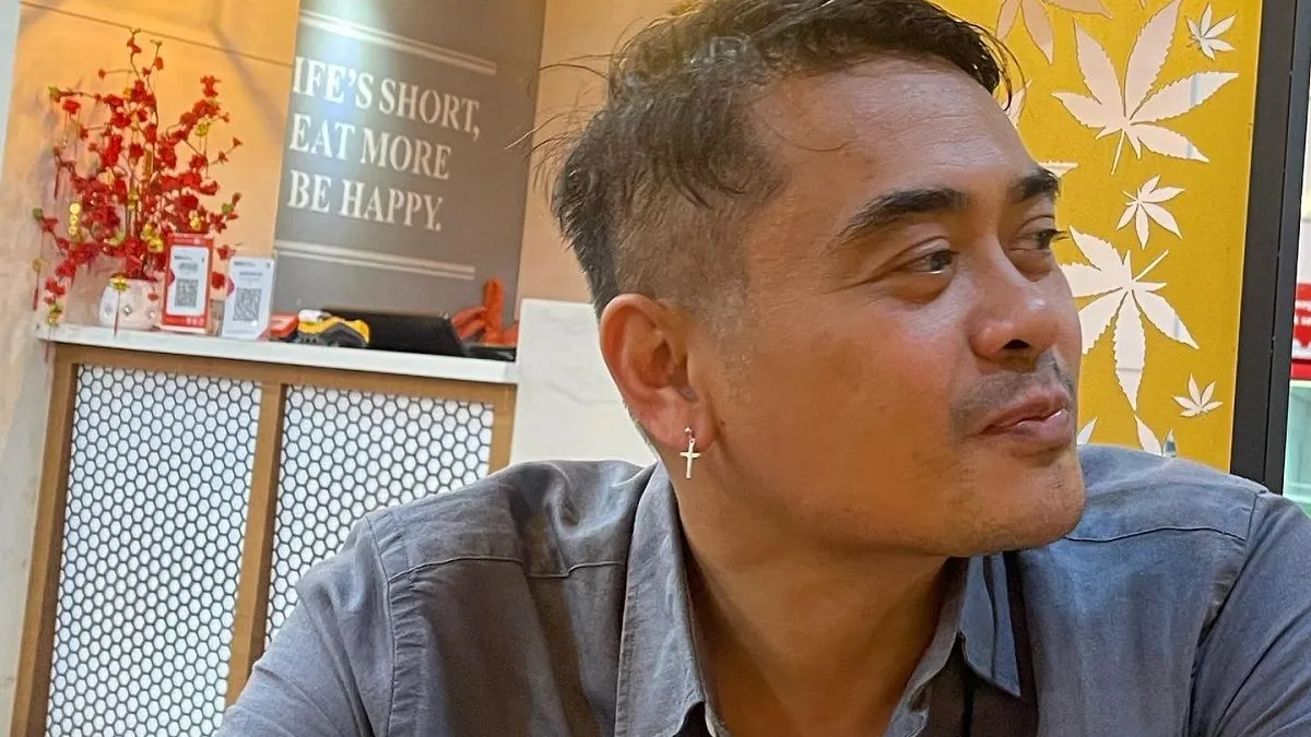Arya Wedakarna, anggota DPD Bali, mendapat sorotan tajam setelah viral dan diduga melakukan ujaran kebencian dan menyentuh isu SARA.