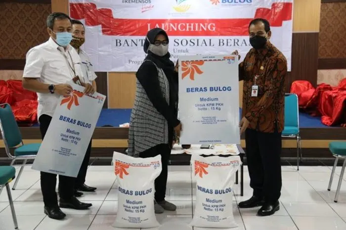 Bantuan Cadangan Beras Pemerintah Sudah Dicairkan, tapi Masih Ada KPM yang Belum Dapat? Apa Solusinya
