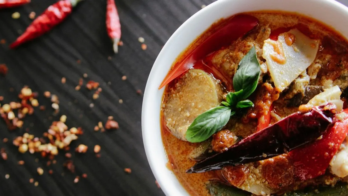 Berikut ini adalah beberapa sifat asli yang sering terkait dengan orang yang menyukai makanan pedas. Apakah kamu termasuk salah satunya.