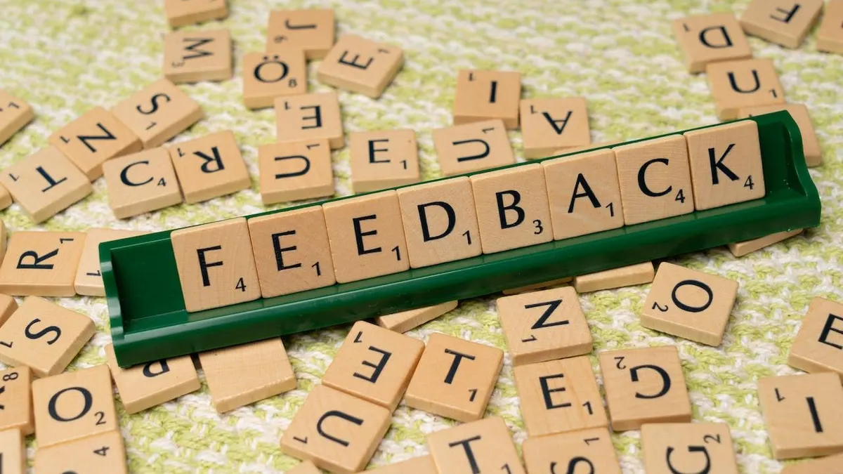 Feedback negatif ini bisa kita terima dalam dunia kerja, hubungan pribadi maupun dalam proses pengembangan diri.