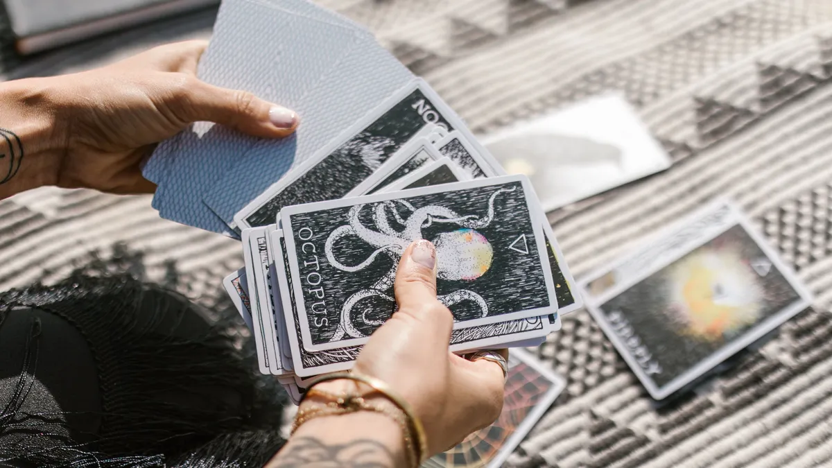 Hati-hati! Terlalu Percaya Pada Zodiak Ketika Memilih Pasangan Bisa Memberikan Dampak Buruk Loh (Pexels)