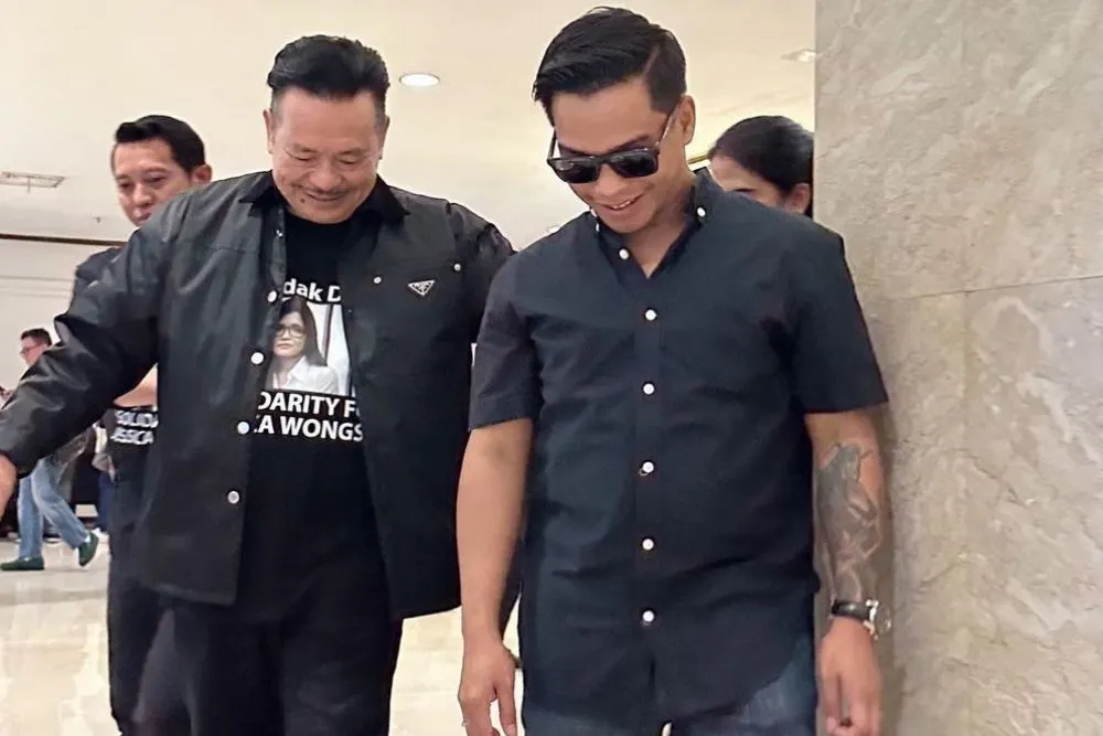 Otto Hasibuan dan Wirang Birawa