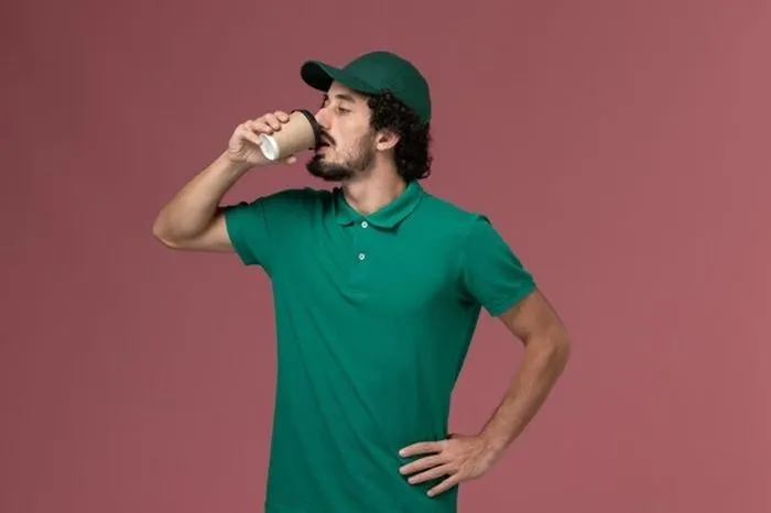 Fakta Psikologi Orang yang Suka Pakai Polo Shirt, Benarkah Mudah Bikin Nyaman?