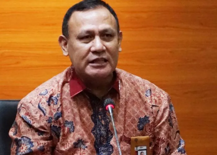 Polda Metro Jaya resmi menetapkan Ketua KPK Firli Bahuri sebagai tersangka dalam kasus dugaan pemerasan terhadap Syahrul Yasin Limpo.