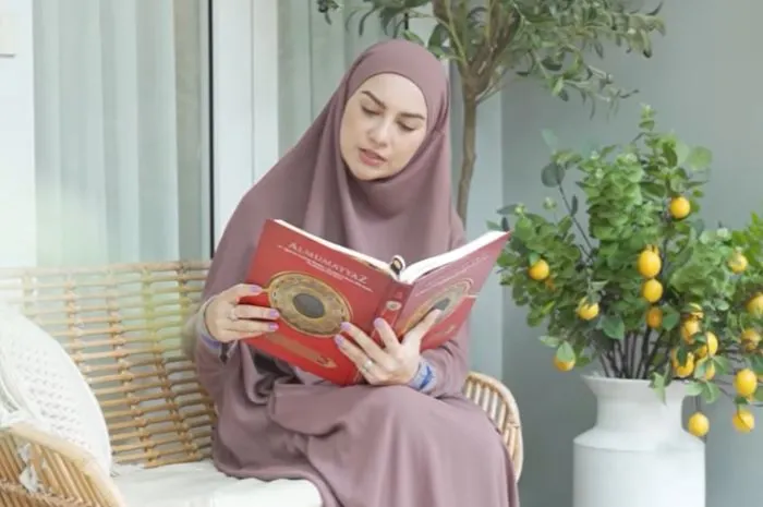 Irish Bella menjadi pihak yang cukup disorot usai Ammar Zoni kembali tersandung kasus hukum ketiga kalinya.