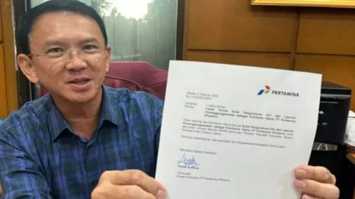 Potret Ahok aka Basuki Tjahaja Purnama mengundurkan diri dari Komisaris Utama PT Pertamina