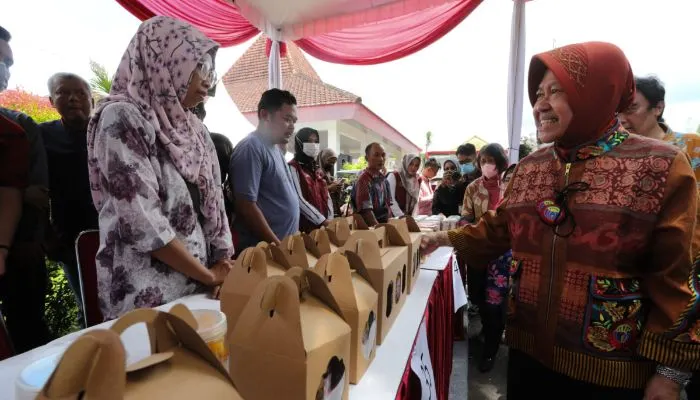 Potret Kemensos dengan masyarakat