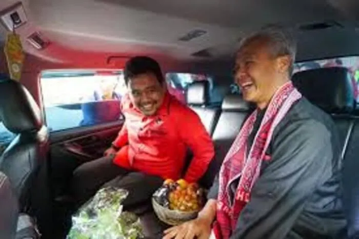Bobby Nasution Tentukan Arah Dukungan untuk Prabowo &ndash; Gibran, Ganjar: Enggak Apa-apa! (Republika) 