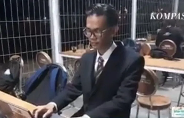 Gugatan Almas Tsaqibbirru ke Gibran Rakabuming Raka Dianggap Pengalihan Isu Dinasti Politik, Netizen: Udah Skenario Semua!