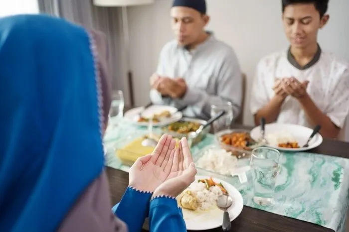 Ilustrasi Hukum Puasa Tanpa Niat, Sah atau Tidak? Intip Penjelasan 2 Pendapat dari Para Ulama