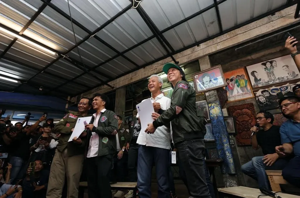 Gitaris Slank, Abdi Negara Nurdin atau dikenal Abdee, resmi mengundurkan diri dari posisinya sebagai Komisaris PT Telkom Indonesia.