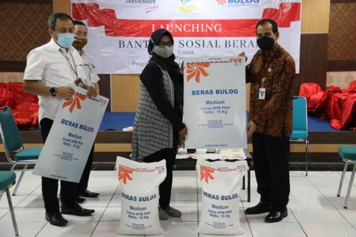 Daftar Bansos yang Cair Sebelum Ramadhan 2024, BLT Mitigasi Risiko Pangan dan PKH BPNT Tahap 2 Ada?