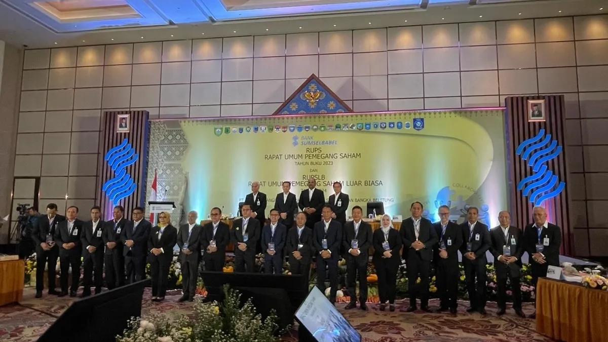 Para pemegang saham Bank Sumsel Babel, usai menggelar RUPS tahun buku 2023 dan RUPS LB