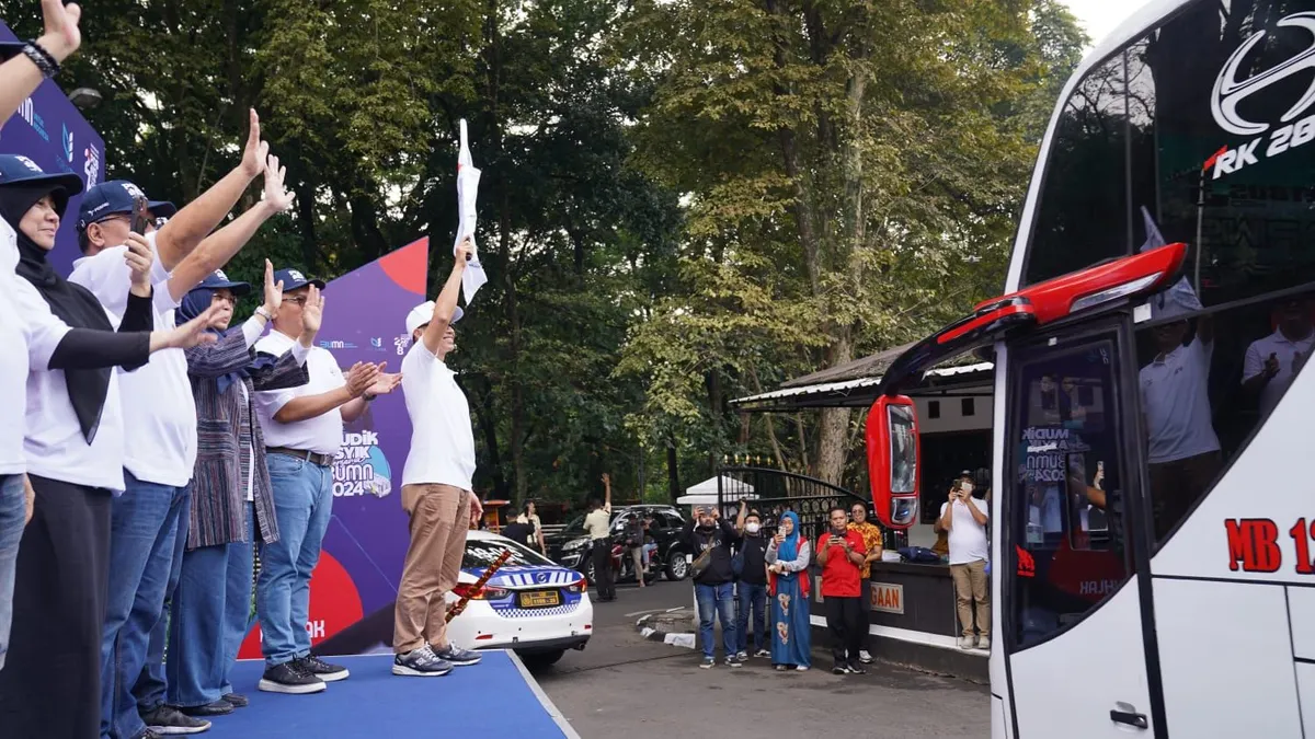 Mudik Bersama BUMN 2024, PosIND Berangkatkan Ratusan Pemudik ke Sejumlah Daerah