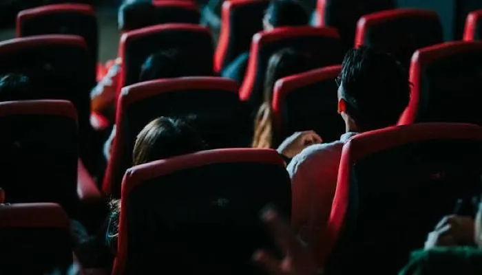 Ilustrasi. Film Indonesia yang Sedang Tayang di Bioskop, Dibintangi Laura Basuki hingga Luna Maya
