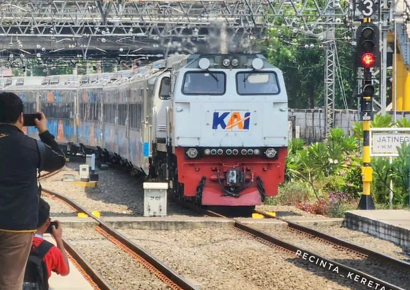 Ilustrasi Lulusan Kampus Ini Bisa Dapat Diskon Tiket Kereta Api