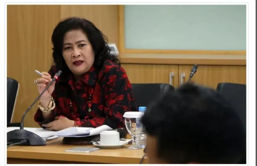 Cinta Mega