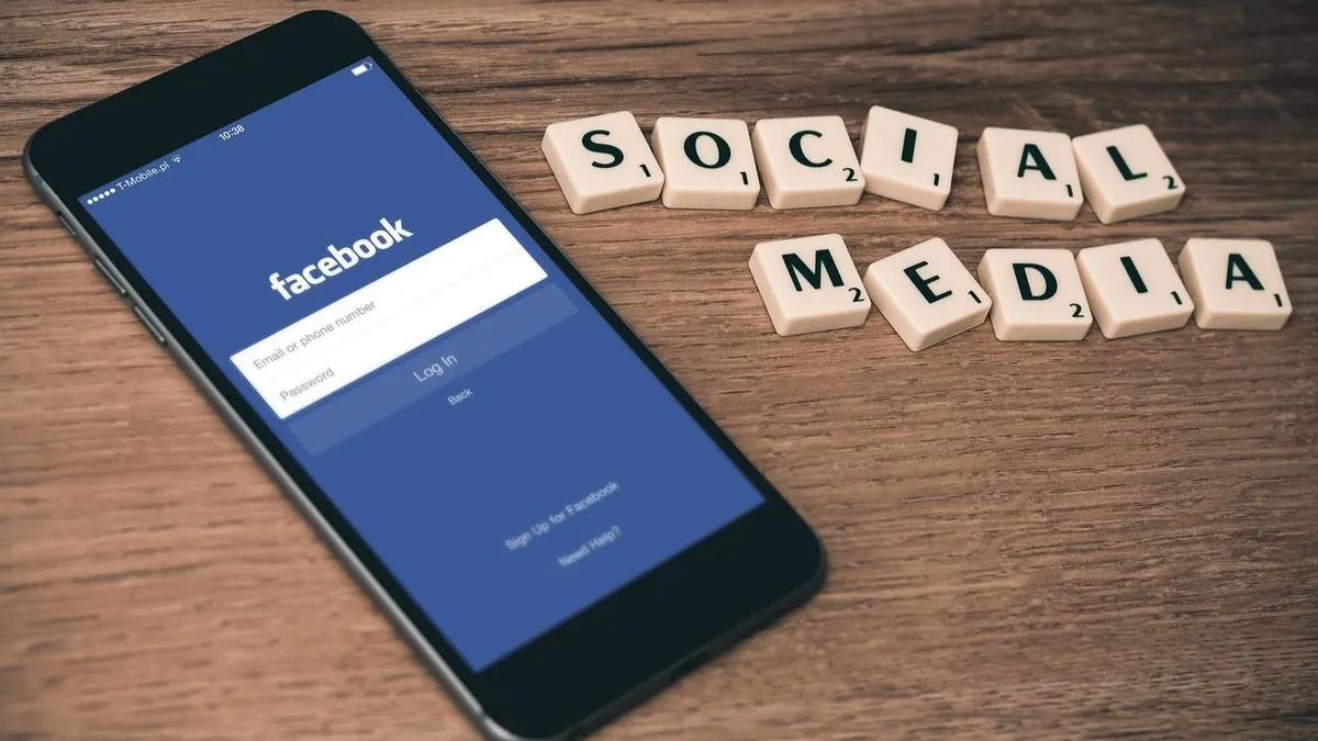 Facebook atau FB