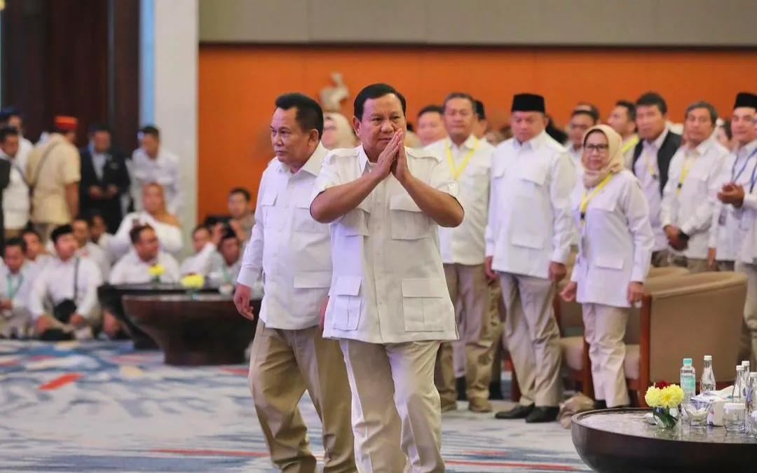 Prabowo Subianto Banjir Dukungan Massal dari Kiai dan Santri Jatim: Semakin Diharapkan sebagai Presiden 2024 (Instagram @prabowo)