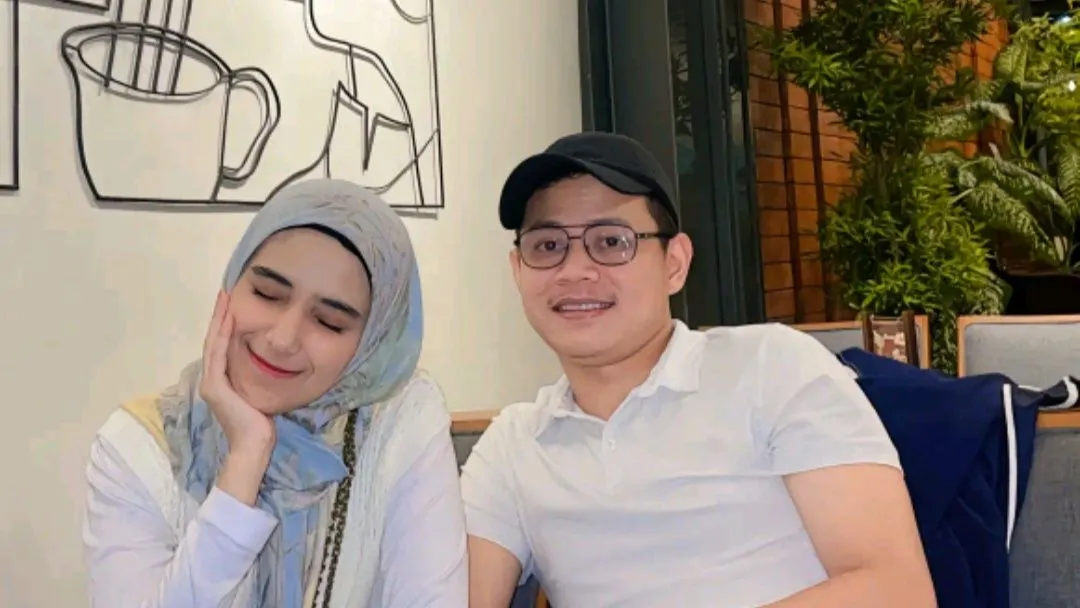 Nadya Mustika dan Iqbal Fitrah Rosadi