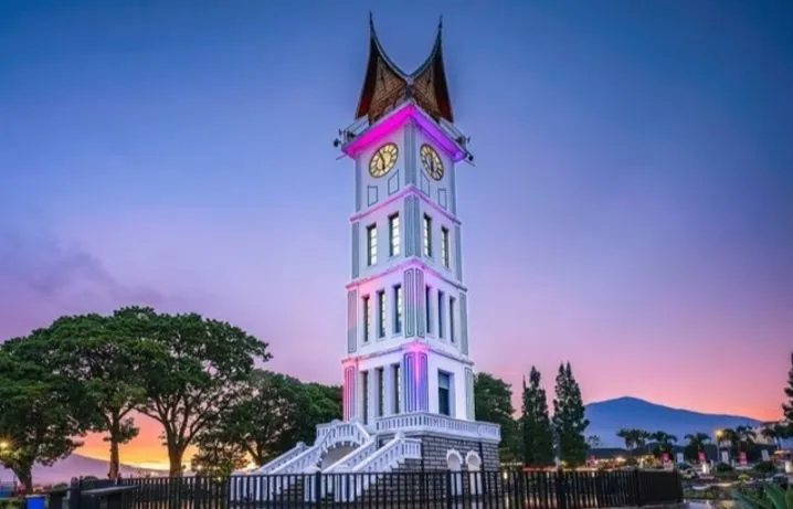 Jam Gadang, Bukittinggi/(instagram/@hadipramono82)