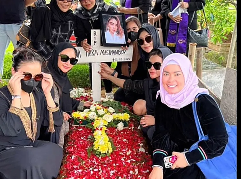 Viral potret kuburan istri muda ayah Mirna Edi Darmawan yang diduga meninggal mendadak 
