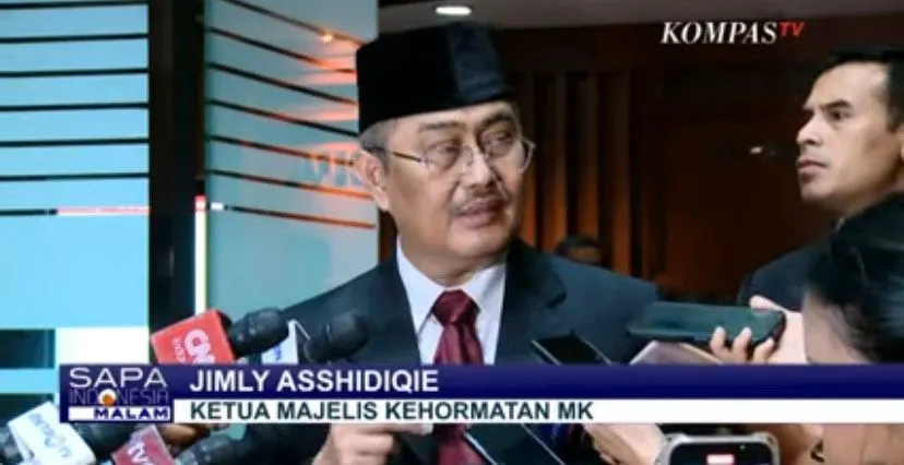 Jimly Asshidiqie|Anwar Usman Diduga Berbohong, MKMK Telah Kantongi Bukti CCTV Soal Kejanggalan Batas Usia Capres Cawapres