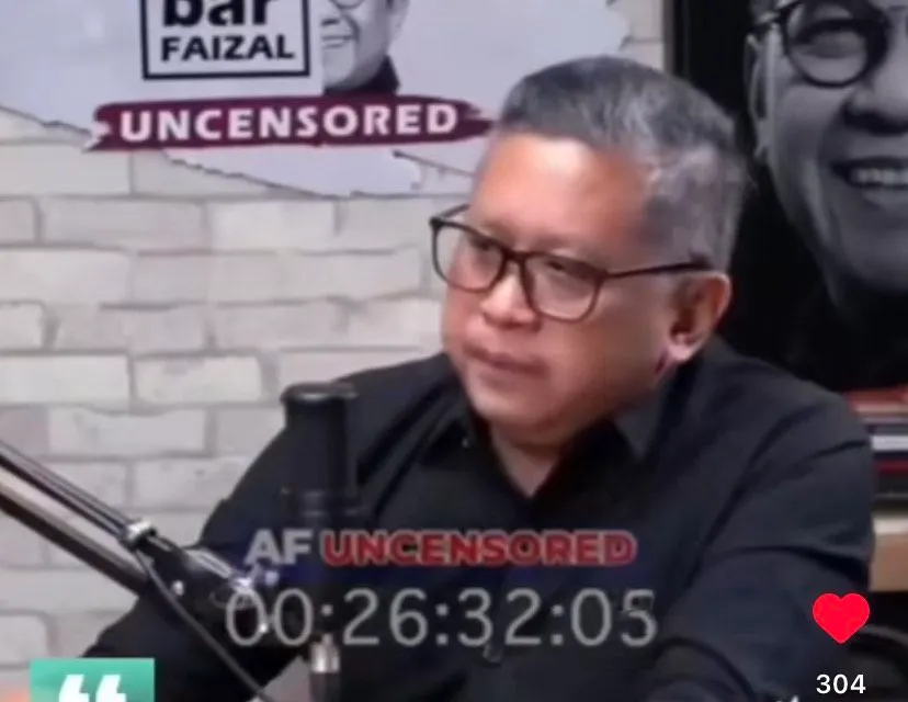 PDIP Ditinggal Jokowi, Hasto Kristiyanto Menangis Sedih: Manusia Bisa Berubah oleh Sisi Gelap Kekuasaan