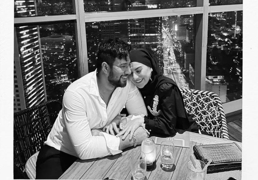 Ammar Zoni dan Irish Bella