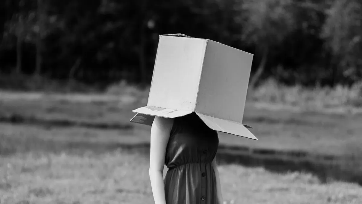 Ini Dia Perbedaan Introvert, Pemalu, dan Anti Sosial, Sering Dianggap Sama Padahal Berbeda?