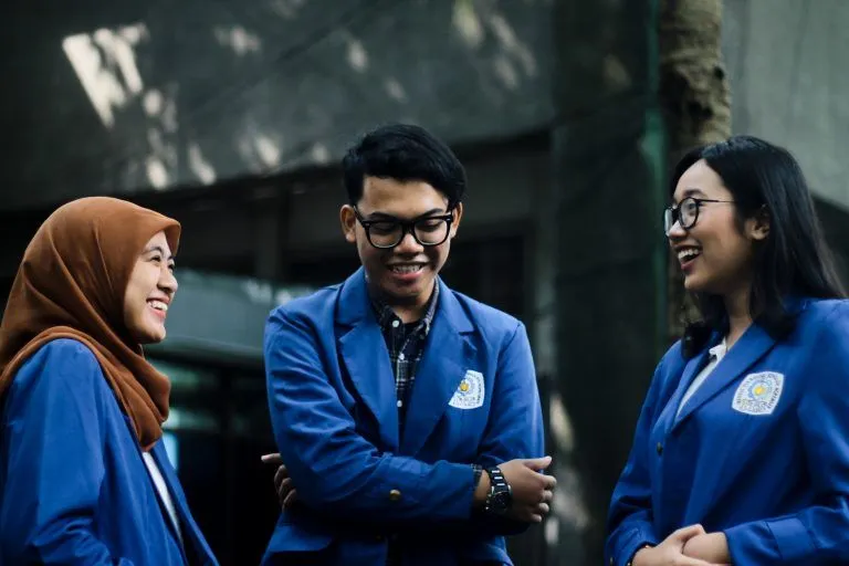 Melalui artikel ini akan diinformasikan berbagai Perguruan Tinggi Negeri (PTN) di Indonesia dengan jurusan teknik terbaik.