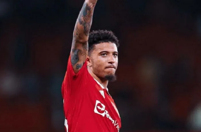 Jadon Sancho tidak dibawa oleh sang pelatih Erik Ten Hag dalam laga Manchester United ke markas Arsenal.
