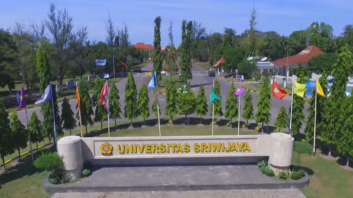 Di samping beberapa kampus di Indonesia yang terbaik, ternyata ada beberapa kampus yang masuk dalam kampus terbesar.