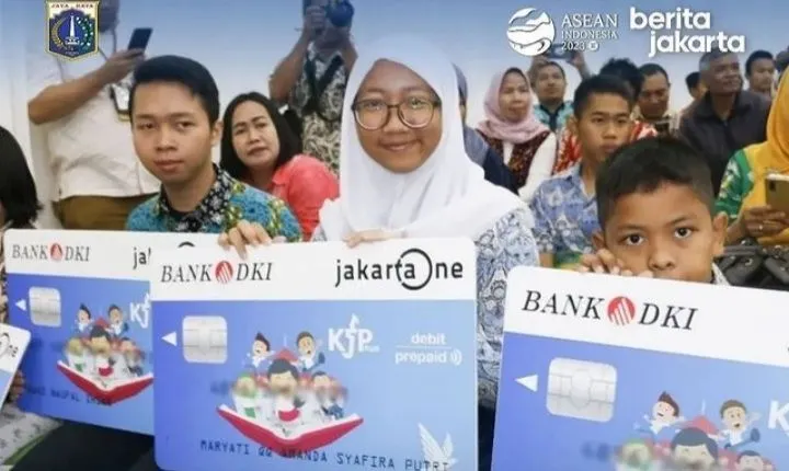 Banyak yang mengira bahwa apabila Buku Tabungan dan ATM KJP Plus hilang maka status kepesertaannya menjadi dicabut.