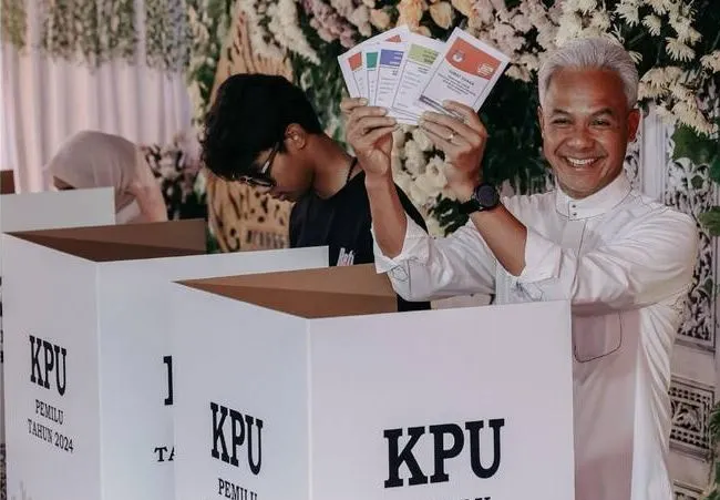Ganjar Pranowo mengusulkan untuk ajukan hak angket di DPR, dalam menindaklanjuti adanya dugaan kecurangan Pemilu 2024.