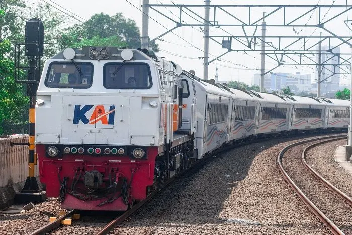 Terdapat sekitar 6.920 tiket yang disediakan untuk Promo Flash Sale ini dan ada 38 pilihan kereta api yang tersedia dengan berbagai tujuan.