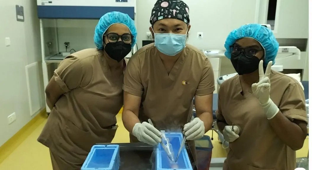Kini, melalui Ovarian Tissue Cryopreservation (OTC), pasien kanker wanita dapat memiliki kesempatan untuk mempertahankan kesuburannya.