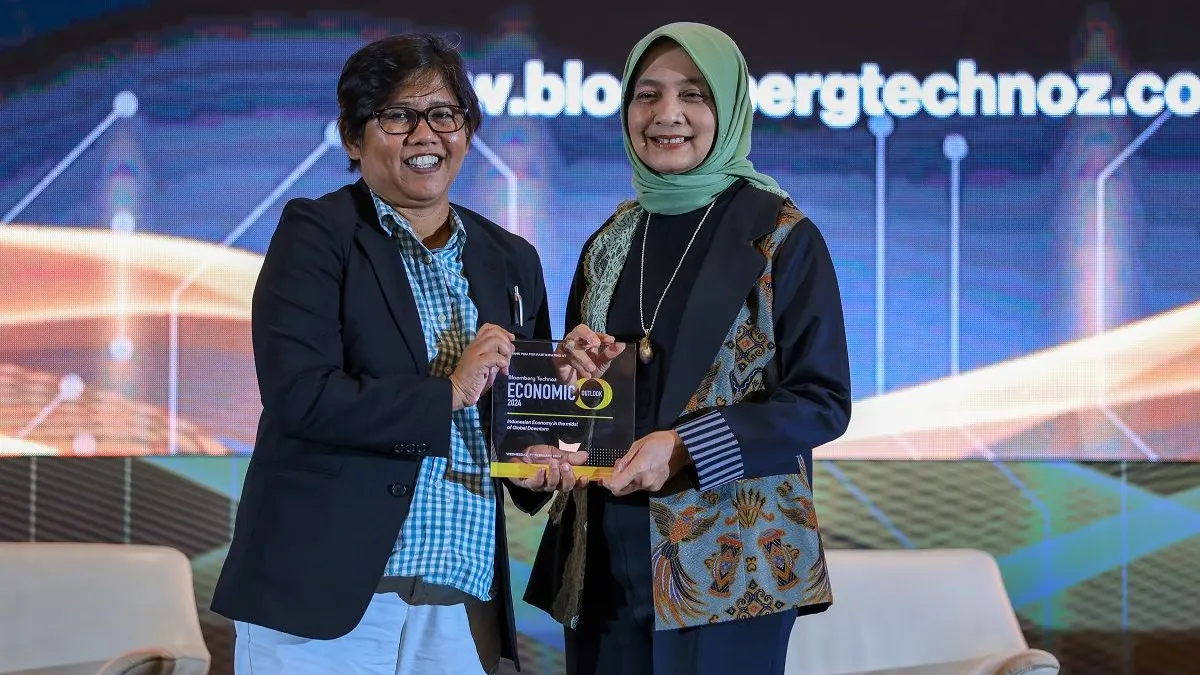 Lana Soelistianingsih - Wakil Ketua Dewan Komisioner LPS Economic Outlook 2024.
