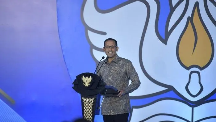Nadiem Makarim Umumkan Skripsi Tak Lagi jadi Syarat Kelulusan Mahasiswa, Bagaimana Aturan Lengkapnya?