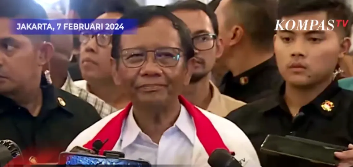 Cawapres nomor urut 3 Mahfud MD, memberikan komentar terkait pernyataan Presiden Joko Widodo (Jokowi) yang tidak akan kampanye.
