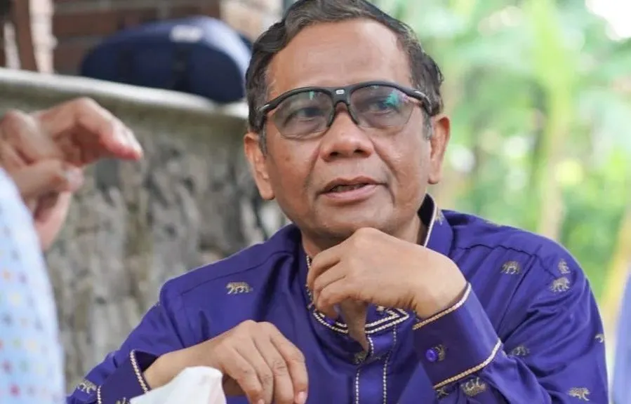 Menko Polhukam Mahfud MD buka suara setelah adanya putusan kasasi Mahkamah Agung (MA) yang meringankan hukuman Ferdy Sambo dari pidana mati menjadi penjara seumur hidup.