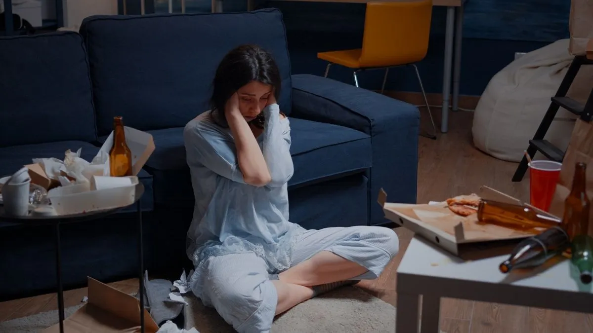 Mental exhaustion merupakan sebuah kondisi di mana kesehatan mental yang kamu miliki tidak dalam keadaan baik-baik saja atau lagi down.