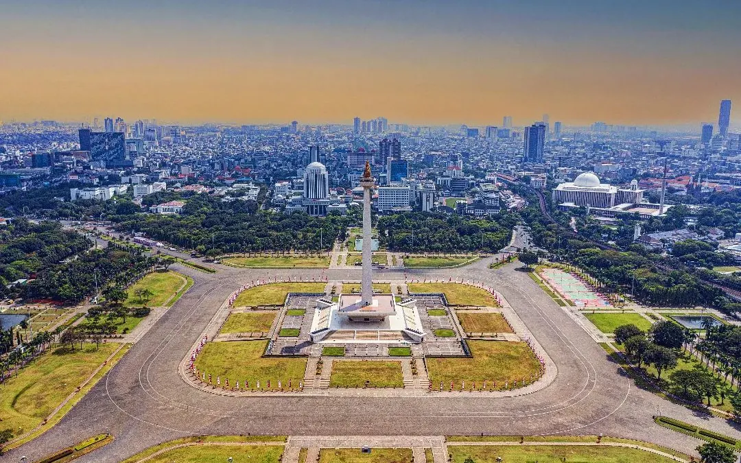 Indonesia saat ini di bawah kepemimpinan Joko Widodo, pada tahun 2023 pertumbuhan ekonominya mencapai 5,05 persen.