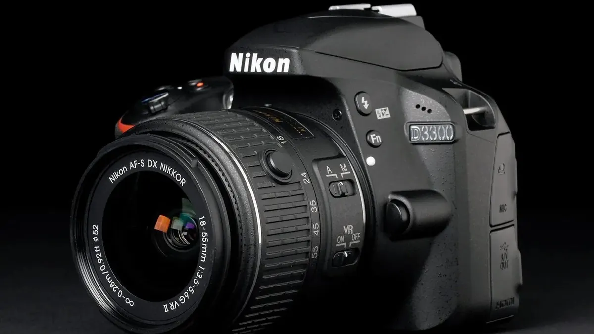 Sebelum memutuskan untuk membeli kamera Nikon D3300, ada beberapa kekurangan yang perlu kamu pertimbangkan.