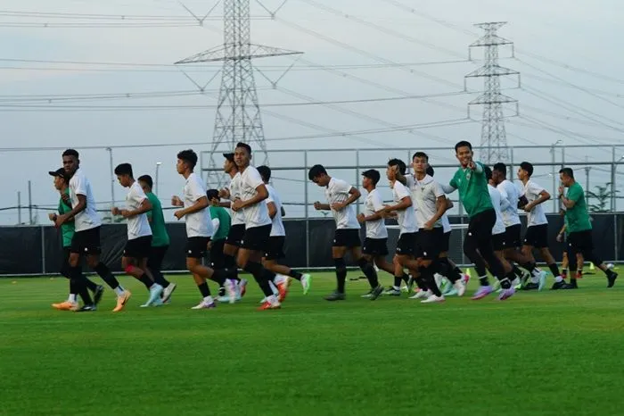 Timnas Indonesia U-17 saat melakukan latihan persiapan menghadapi Panama U-17.