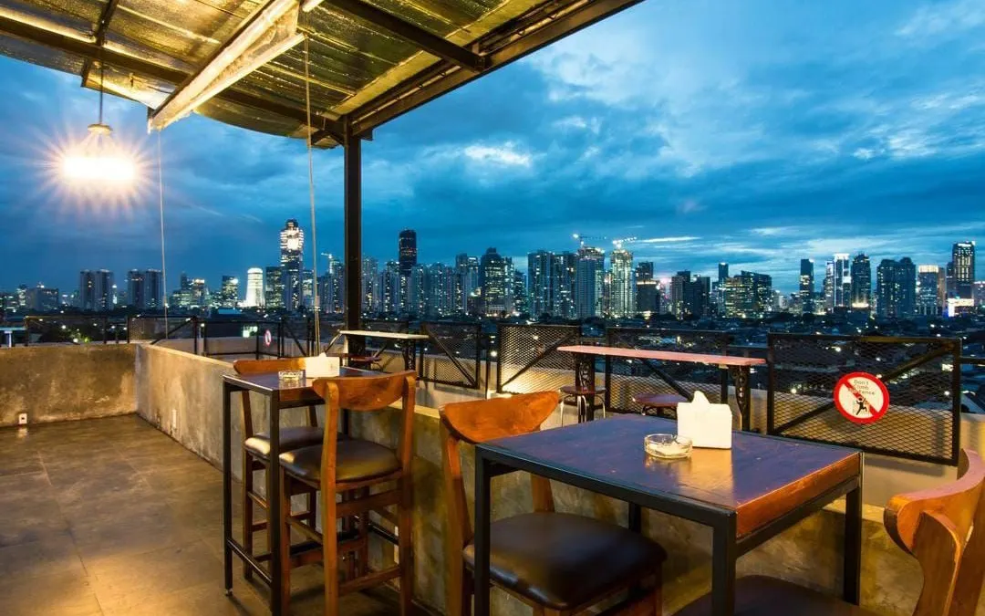 Peron Sky Cafe.