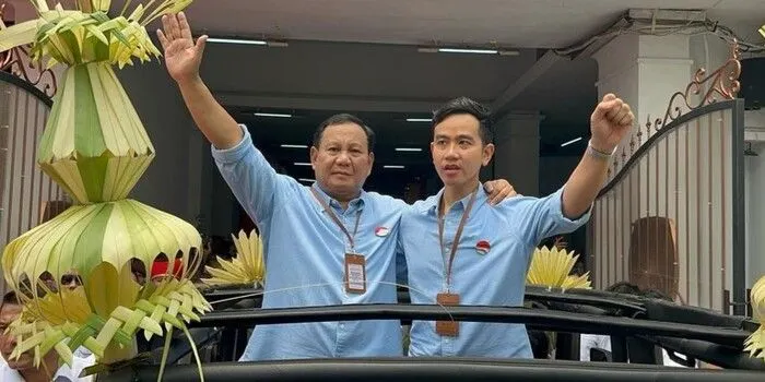 Cawapres dari KIM, Gibran Rakabuming Raka, angkat bicara terkait isu dirinya sudah resmi masuk ke Partai Golkar.