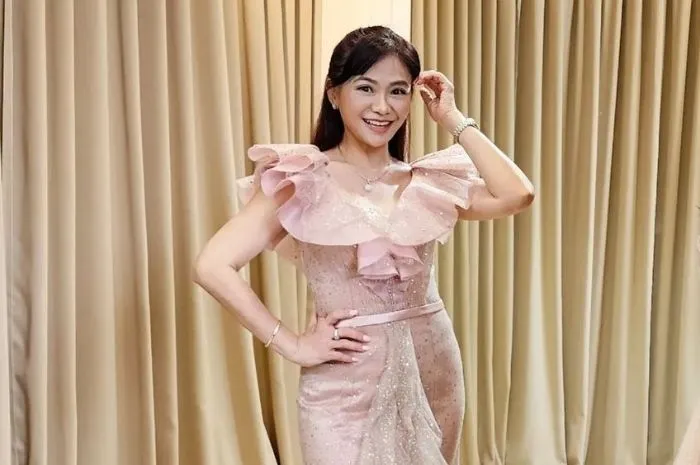 Puspa Dewi adalah seorang nenek cantik yang disorot warganet karena penampilannya bak masih ABG.